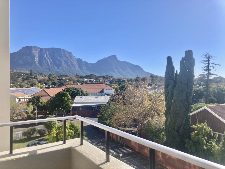 2 Bedroom Property for Sale in Wynberg Upper Western Cape